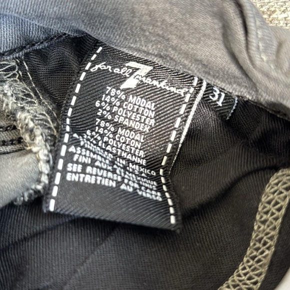 7 For All Mankind Paxtyn Skinny - Picture 3 of 12